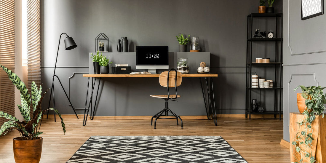 4 Tips for Creating a Functional and Cozy Home Office