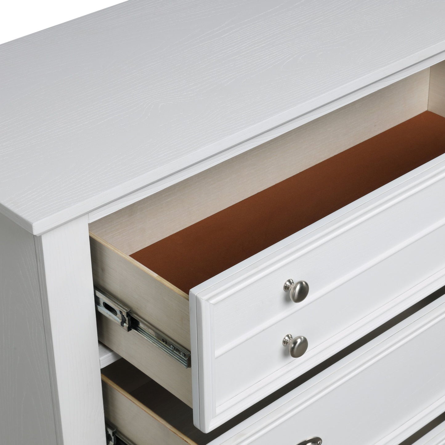 Jamestown - Chest - White