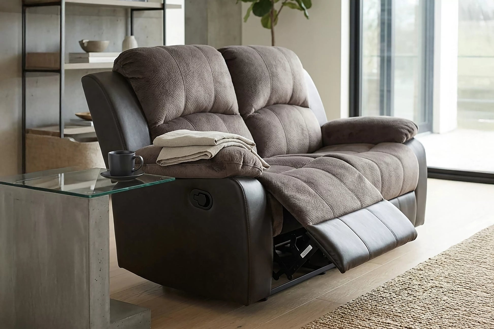 F6696 sofa and F6695 loveseat authentic Poundex image 16