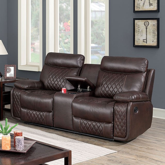 Manda - Love Seat