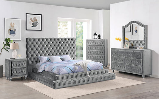 Stefania - 4 Pc Queen Bedroom Set