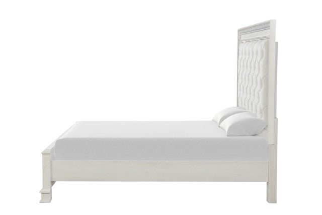 Stella Mia - 5 Pc Queen Uph Bedroom Set