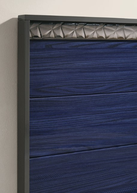 Hartlepool - 5 Pc Queen Bedroom Set