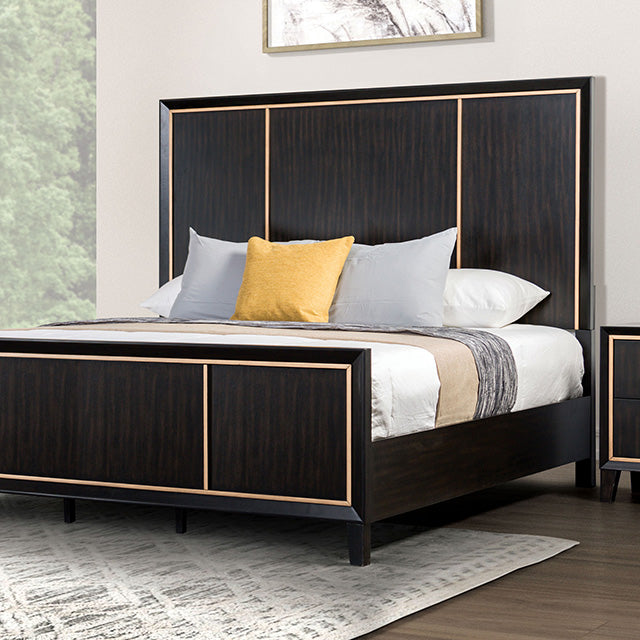 Kenyada - 4 Pc Queen Bedroom Set