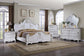 Roselli - 5 Pc Queen Bedroom Set