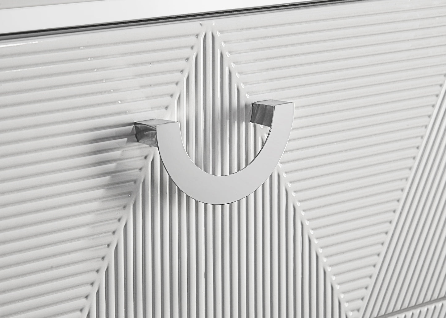 Cassia 4-piece Queen LED Bedroom Set White High Gloss