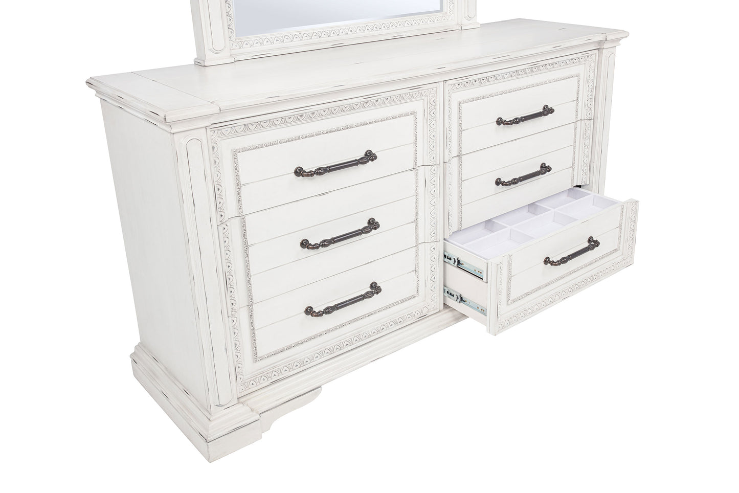 McKinney 4-piece California King Bedroom Set Vintage White