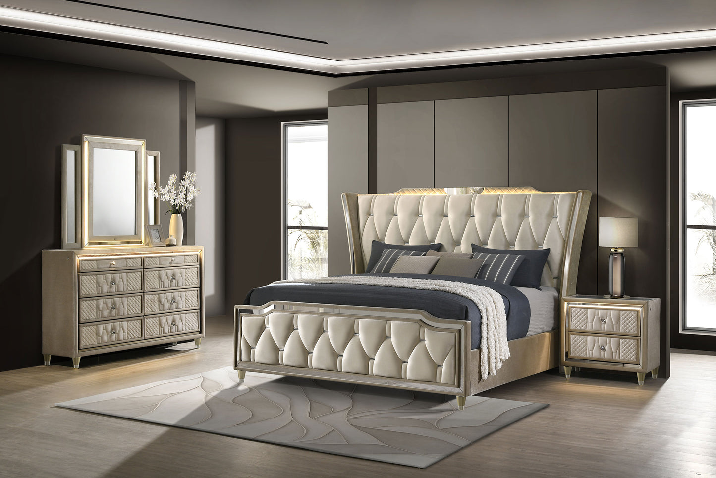 Lorient 4-piece Eastern King Bedroom Set Ivory and Camel