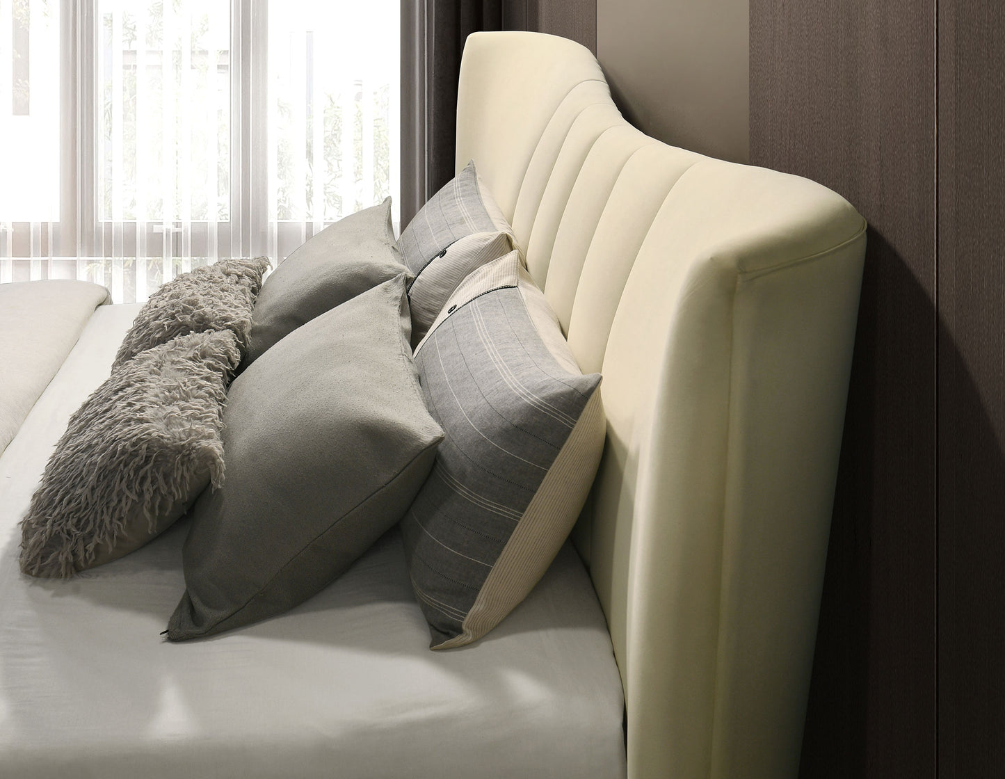 Evelyn Upholstered Queen Panel Platform Bed Ivory