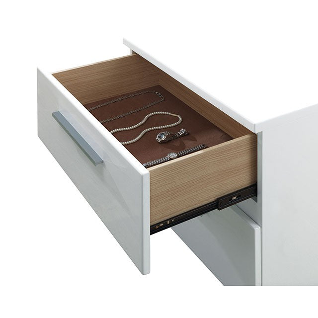Clementine - 4 Pc Queen Bedroom Set