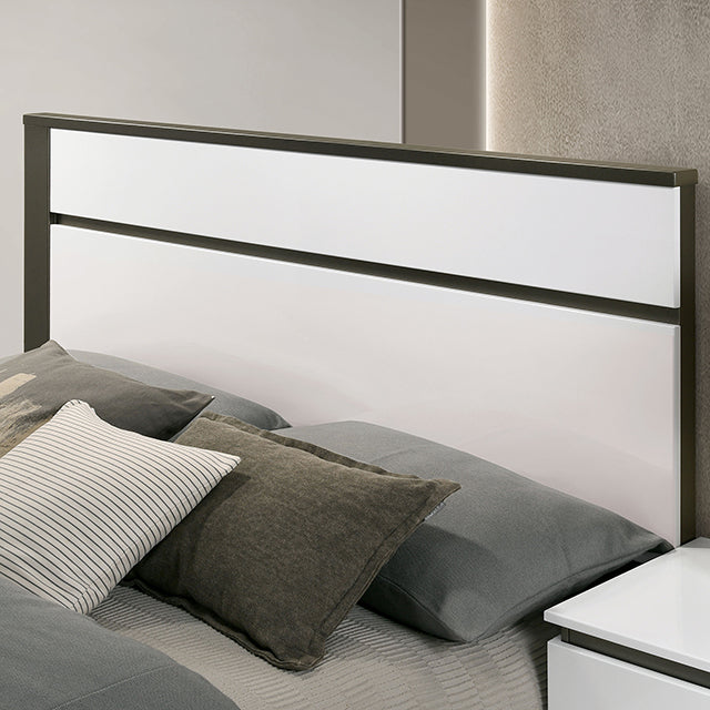 Birsfelden - 5 Pc Queen Bedroom Set