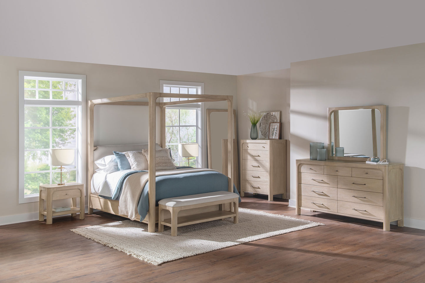 Solano 83-inch California King Canopy Bed Weathered Mango