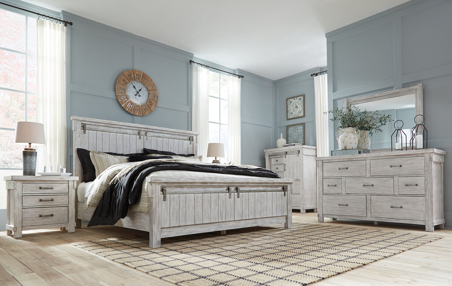 Brashland Queen Panel Bed with Mirrored Dresser, Chest and 2 Nightstands